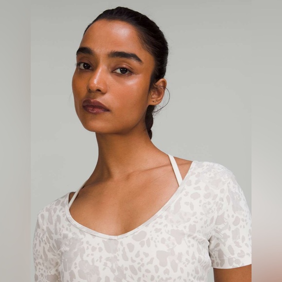 NWT Align Cropped TeeShirt - Picture 2 of 6